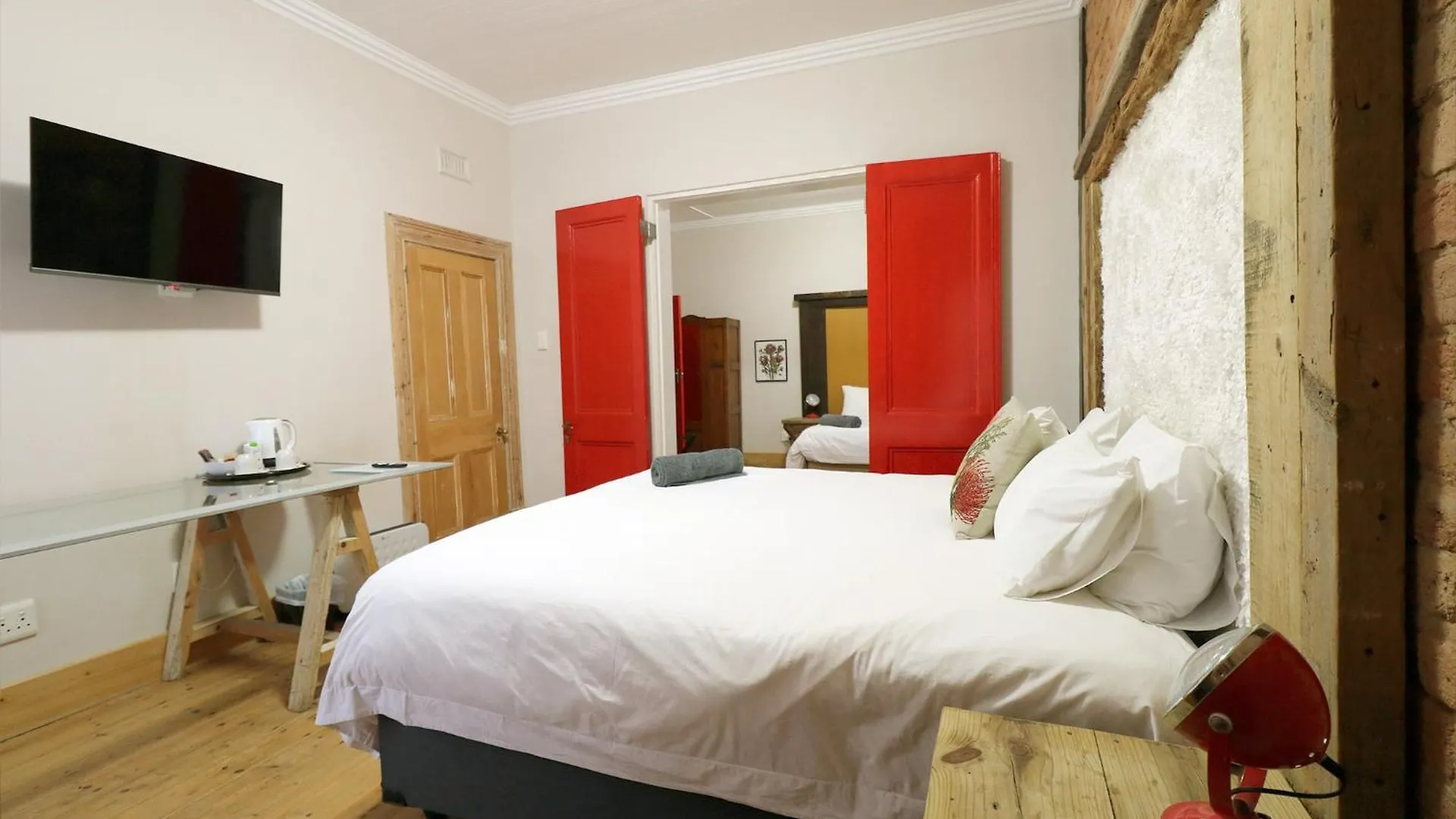 The Place Muizenberg Bed and breakfast