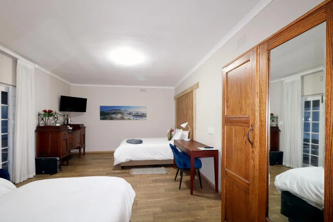 Bed & Breakfast The Place Muizenberg